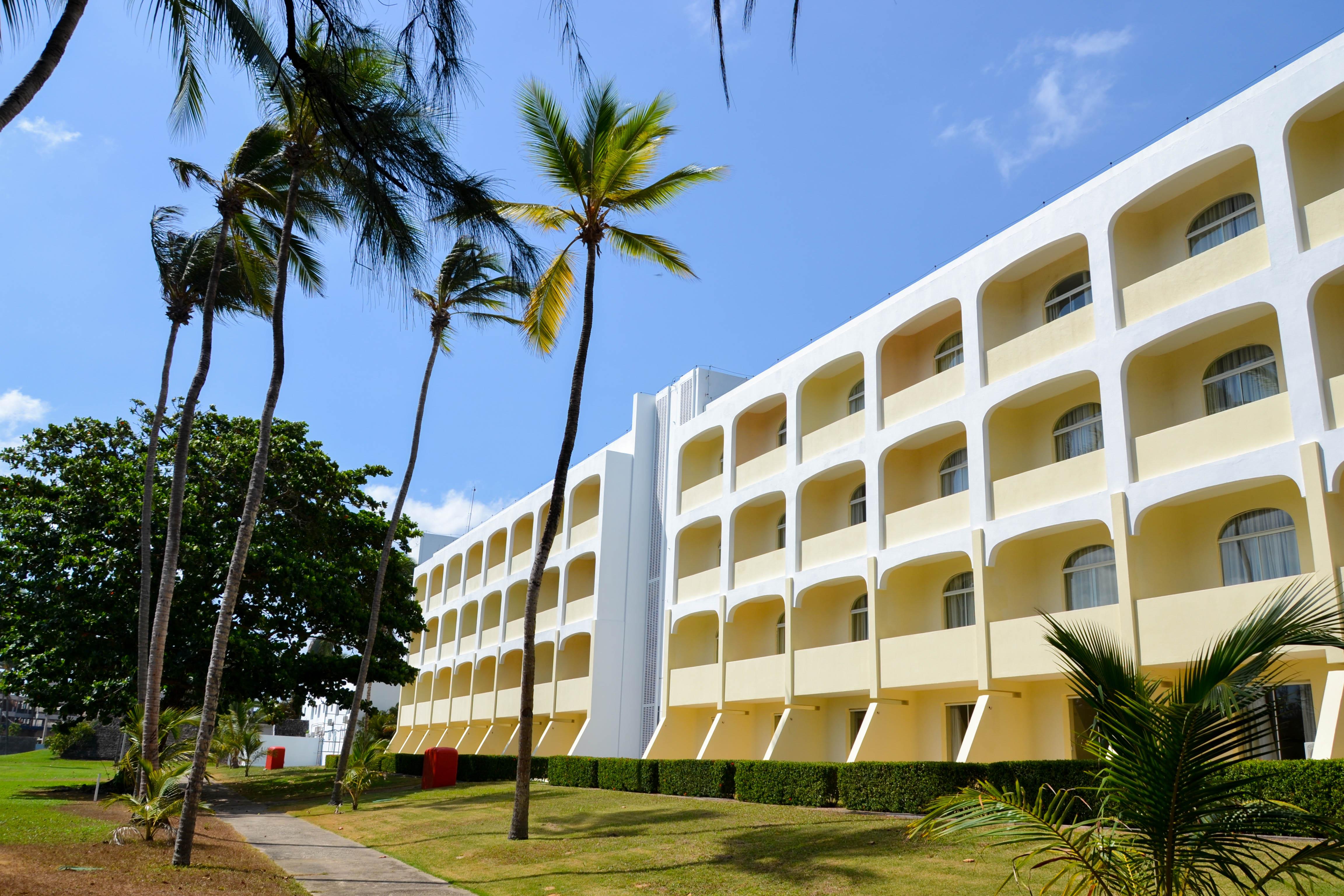 Отель Blue Tree Towers Sao Luis Экстерьер фото The hotel