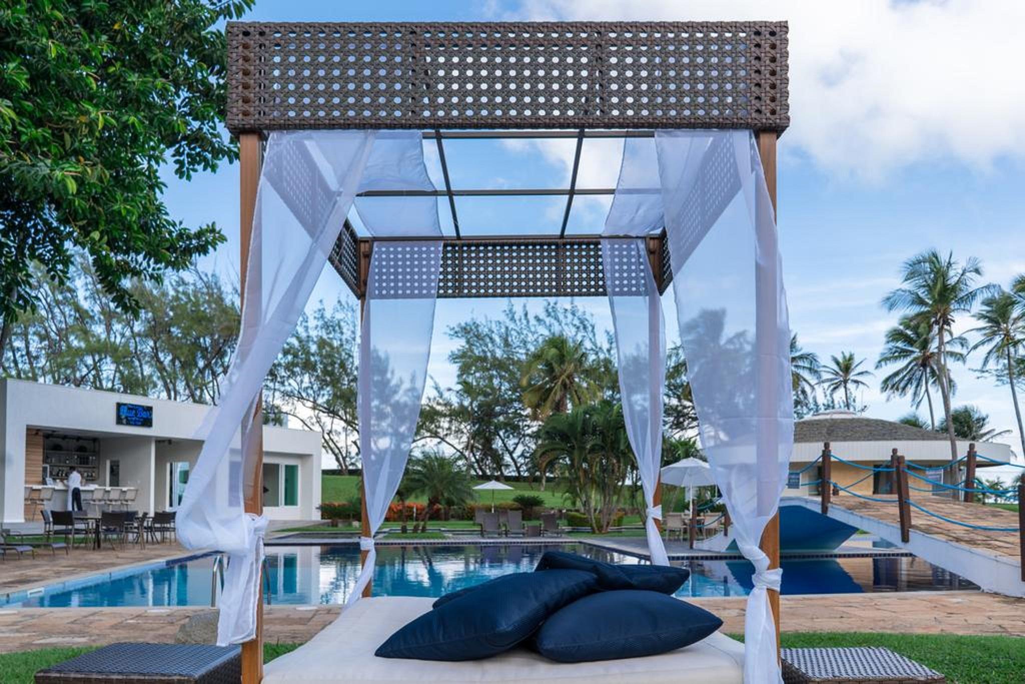 Отель Blue Tree Towers Sao Luis Экстерьер фото The swimming pool at the resort