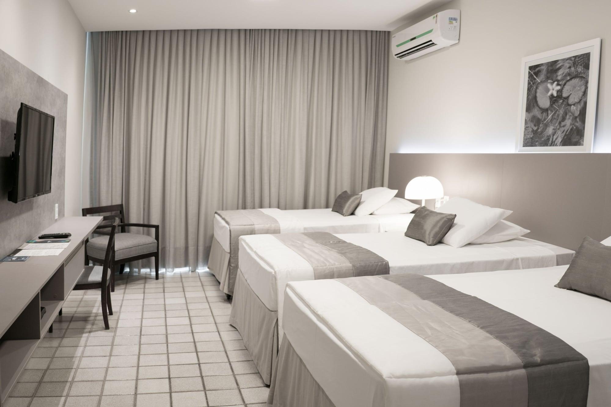 Отель Blue Tree Towers Sao Luis Экстерьер фото A room at the hotel