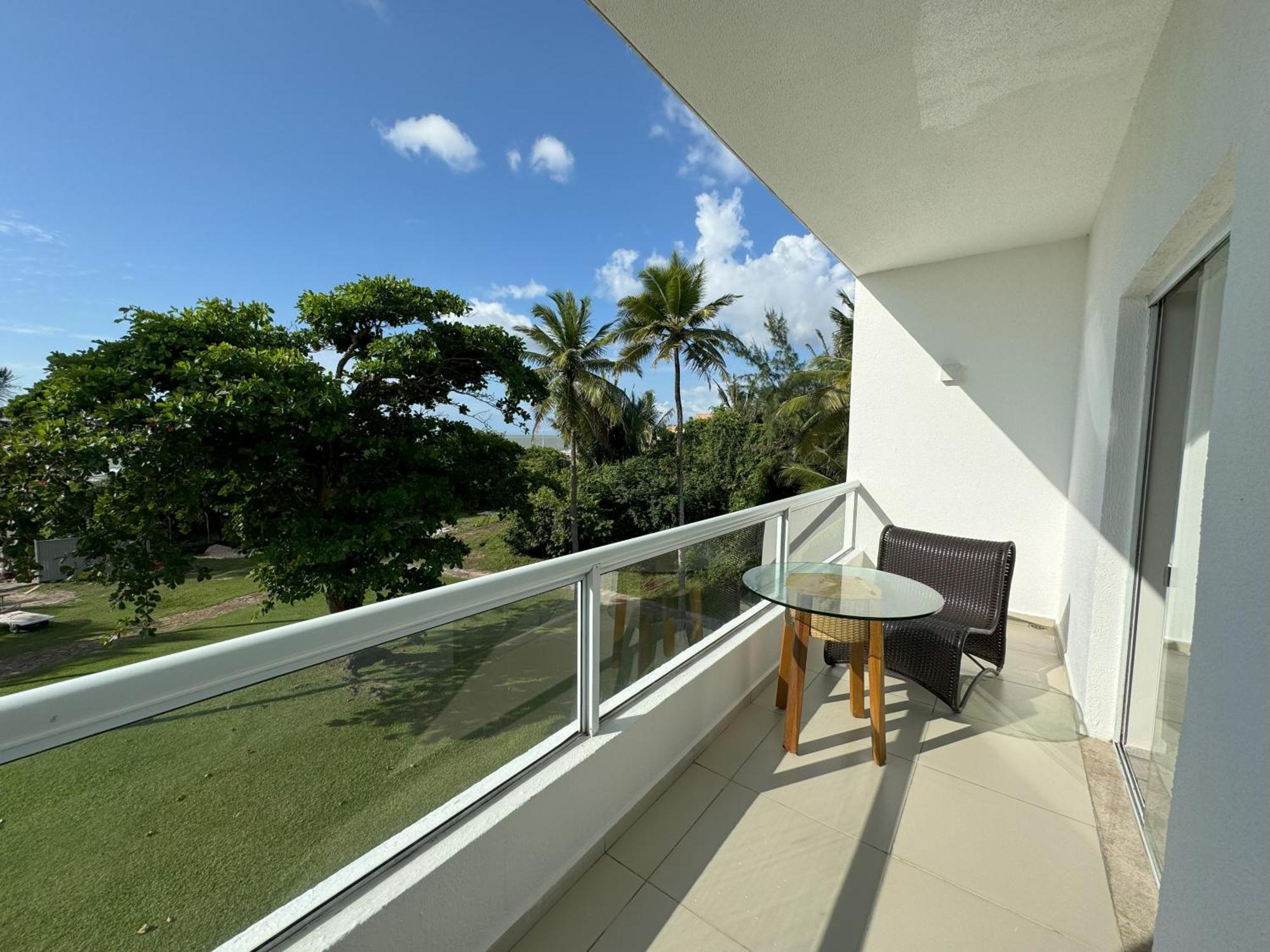 Отель Blue Tree Towers Sao Luis Экстерьер фото A balcony
