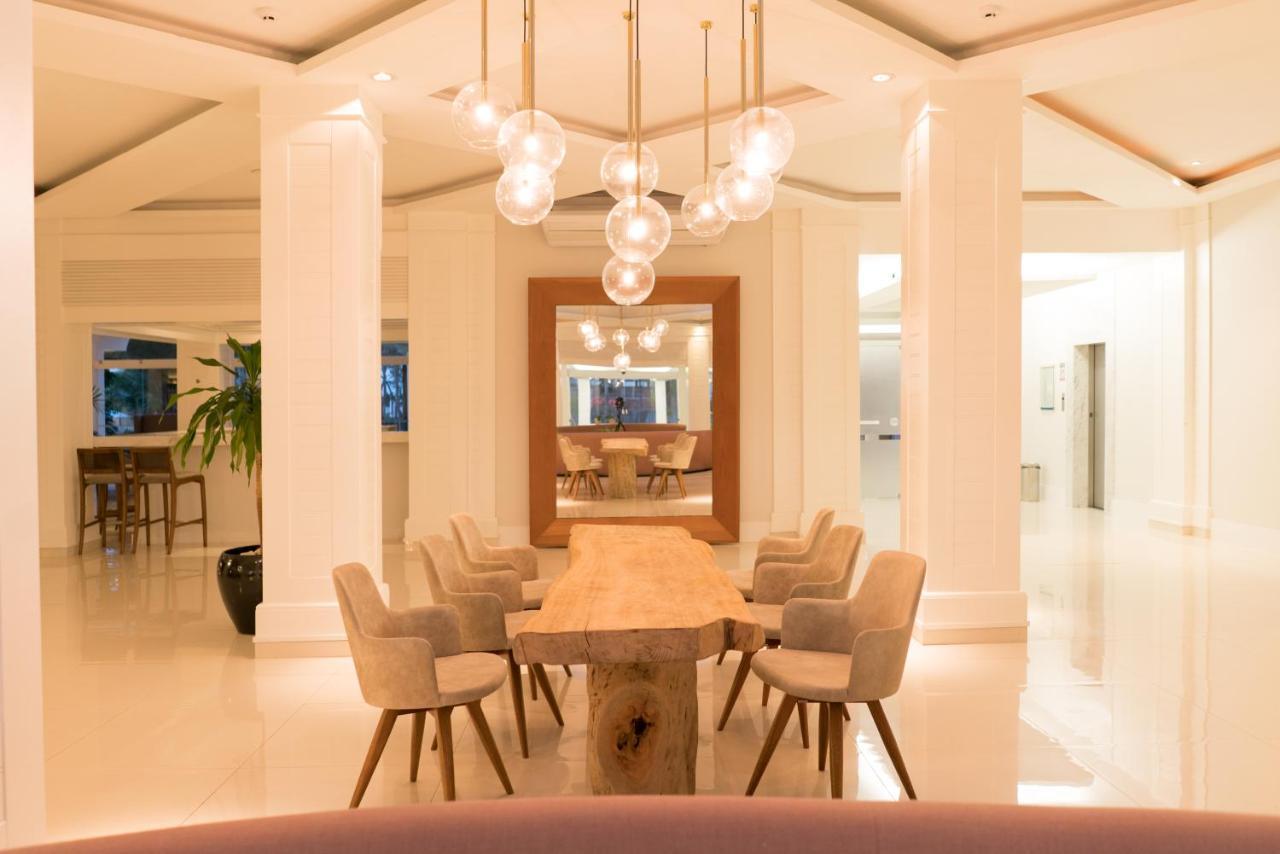Отель Blue Tree Towers Sao Luis Экстерьер фото The interior of the hotel